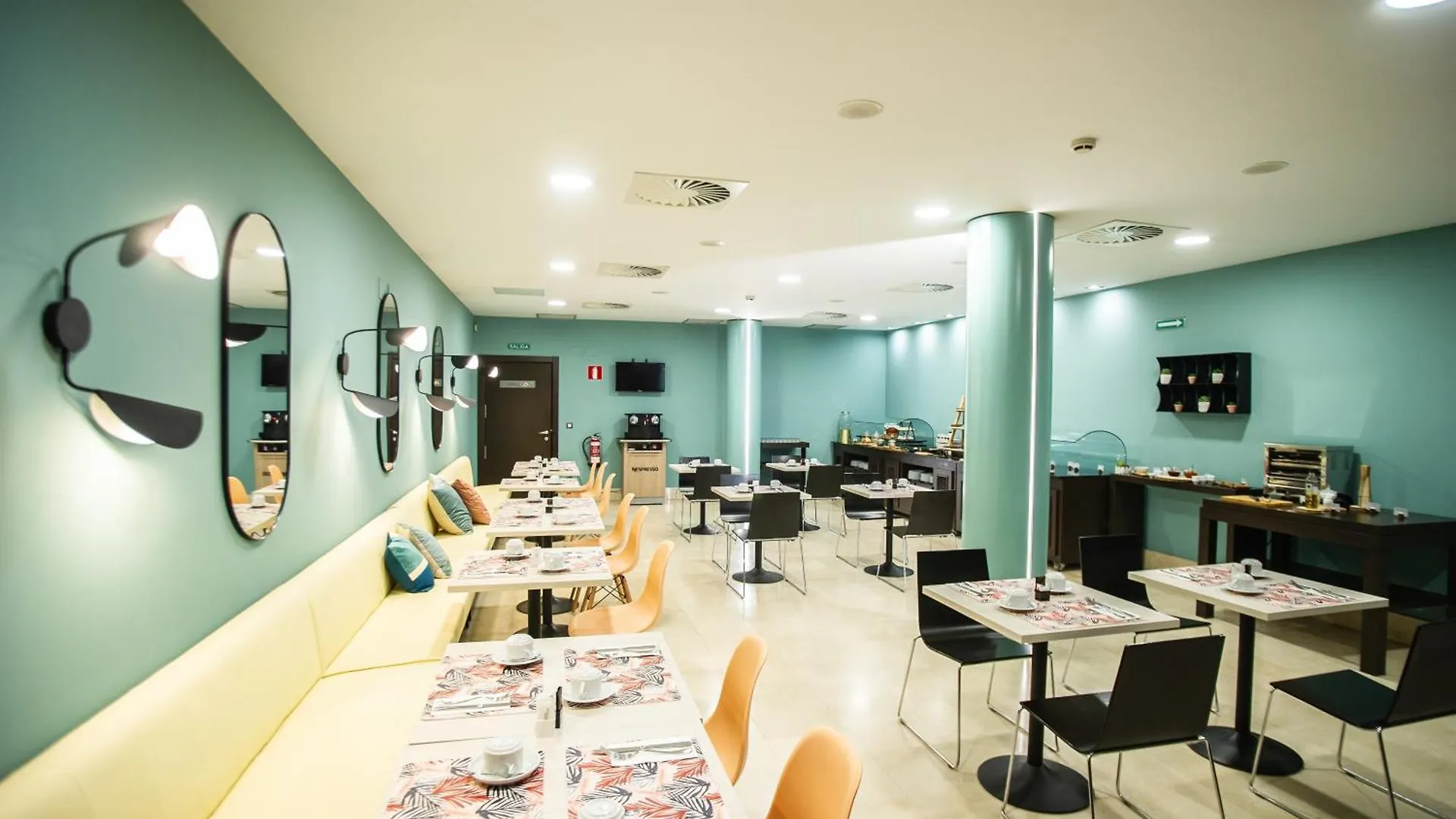 Azz Pamplona Norte Hotel